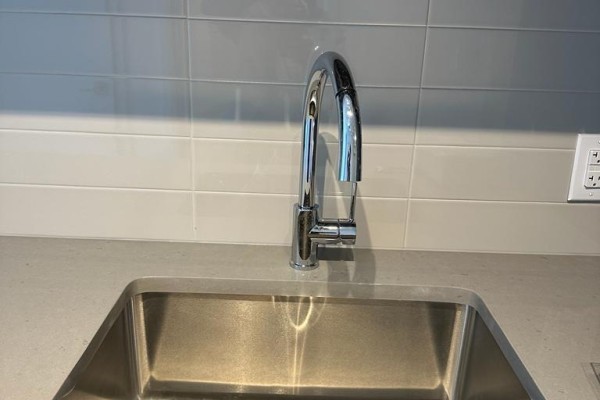 1805 - 2035 Kennedy Road, Toronto, ON M1T3G2 Photo 5