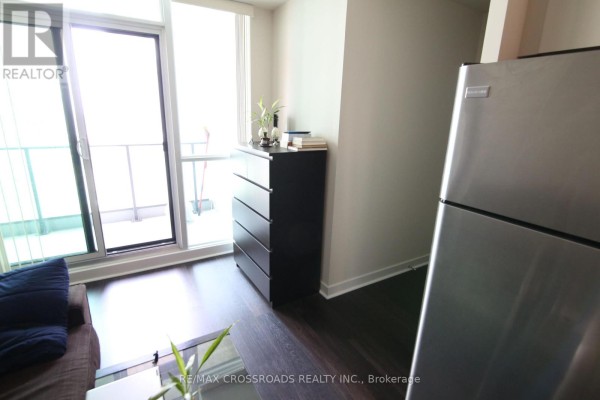 Den - 1805 - 33 Bay Street, Toronto, ON M5J2Z3 Photo 5