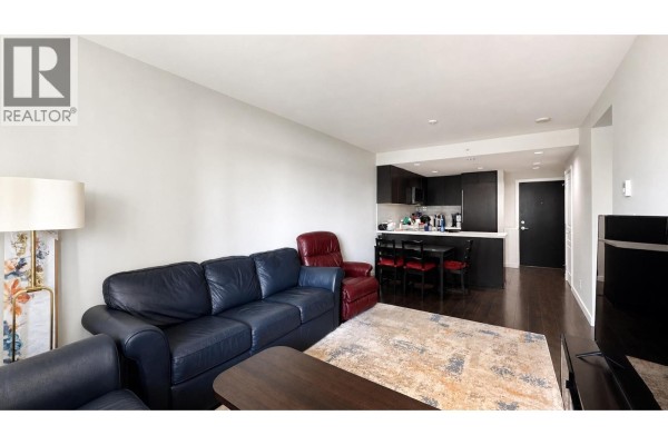 1805 3093 Windsor Gate, Coquitlam, BC V3B0N2 Photo 5