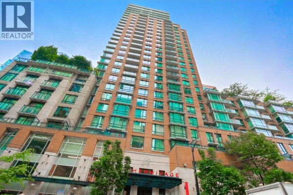 1805 788 Richards Street, Vancouver, BC V6B0C7 Photo 2