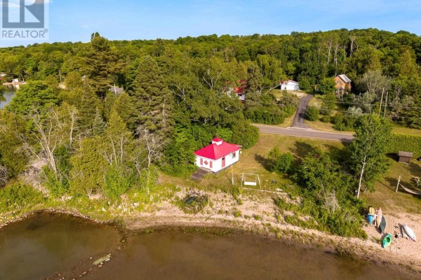 Den - 1805 Shore Rd, Richard S Landing, ON P0R1J0 Photo 5