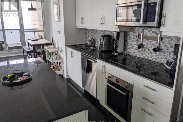 Dining room - 1806 - 1 The Esplanade Avenue, Toronto, ON M5E0A8 Photo 3
