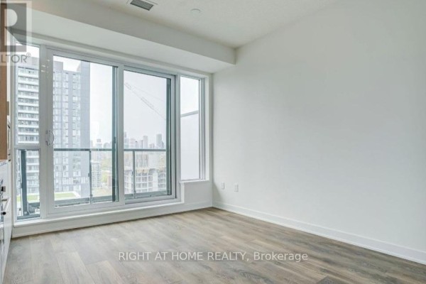 Kitchen - 1806 - 130 River Street, Toronto, ON M5A3P7 Photo 3