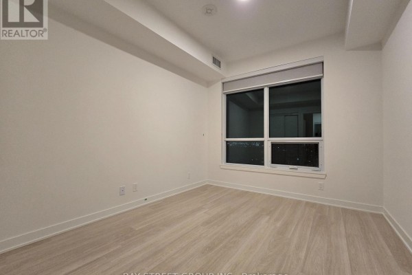 Dining room - 1806 - 50 Upper Mall Way, Vaughan, ON L4J0L8 Photo 3