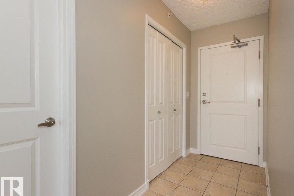 Storage - #1806 10303 105 St Nw, Edmonton, AB T5J5G3 Photo 5