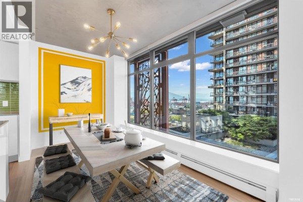 1806 128 W Cordova Street, Vancouver, BC V6B0E6 Photo 4
