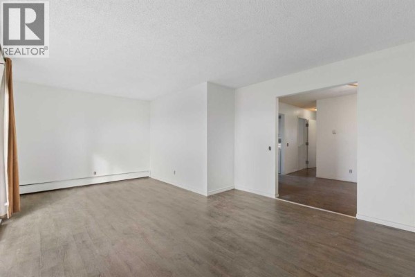 Dining room - 1806 34 Street Se, Calgary, AB T2B0W4 Photo 4