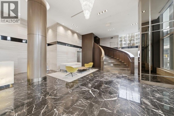 1806 455 Sw Marine Drive, Vancouver, BC V5X0H3 Photo 4