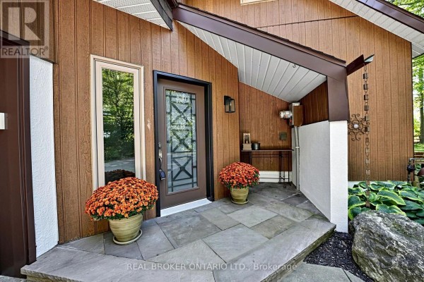 Sitting room - 18061 Highway 48, East Gwillimbury, ON L0G1E0 Photo 4