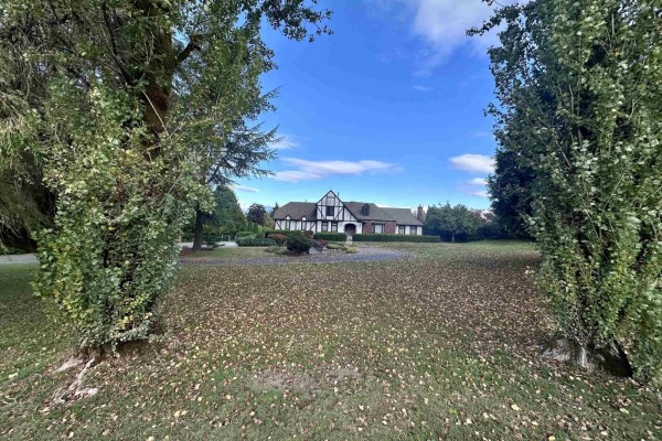 18065 72 Avenue, Surrey, BC V4N6B7 Photo 3