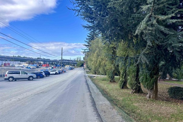 18065 72 Avenue, Surrey, BC V4N6B7 Photo 5