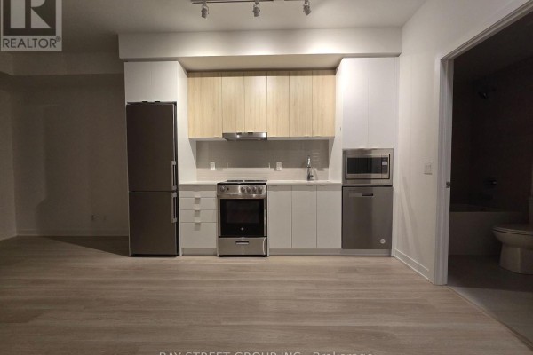 Kitchen - 1806b - 50 Upper Mall Way, Vaughan, ON L4J0L7 Photo 4
