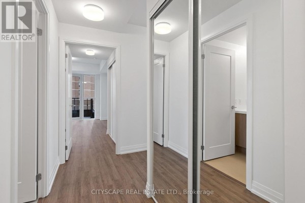 Dining room - 1807 - 286 Main Street, Toronto, ON M4C4X4 Photo 3