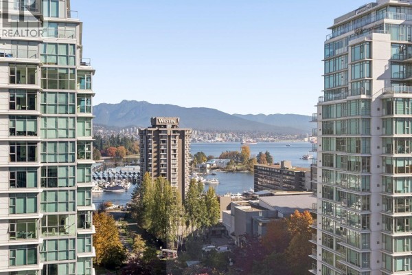 1807 1723 Alberni Street, Vancouver, BC V6G3G9 Photo 3