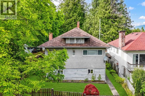 1807 E 38th Avenue, Vancouver, BC V5P1G6 Photo 4