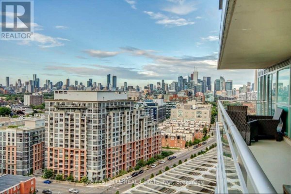 1808 - 100 Western Battery Road, Toronto, ON M6K3S2 Photo 4