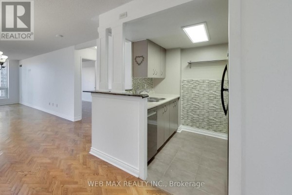 Bedroom 2 - 1808 - 25 Grenville Street, Toronto, ON M4Y2X5 Photo 5