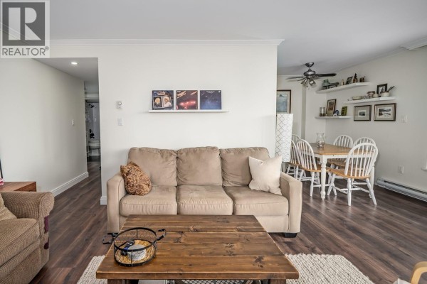 1808 2041 Bellwood Avenue, Burnaby, BC V5B4V5 Photo 5