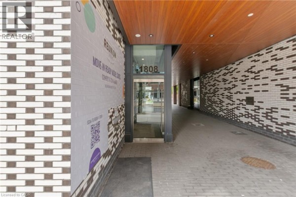 1808 St Clair Avenue W Unit# 216, Toronto, ON, photo 3