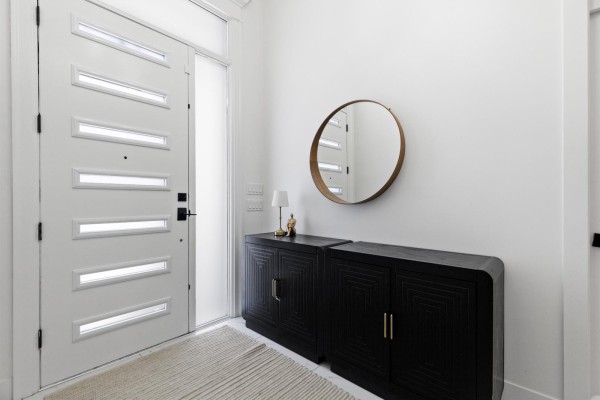 18080 67 Avenue, Surrey, BC V3S8C3 Photo 3