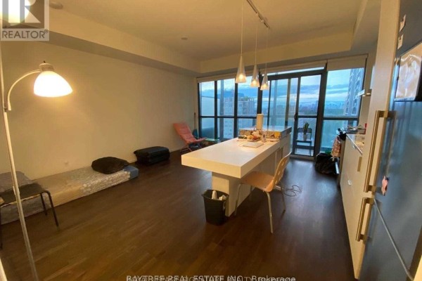 1809 - 101 Charles Street E, Toronto, ON M4Y0A9 Photo 3