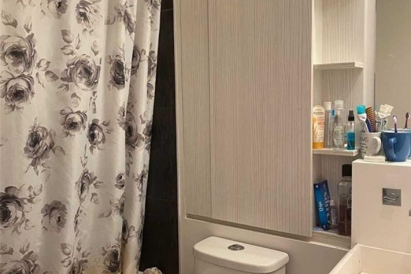 1809 - 101 Charles Street E, Toronto, ON M4Y0A9 Photo 5