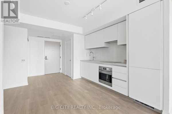 Den - 1809 - 25 Frederick Todd Way, Toronto, ON M4G0C9 Photo 5