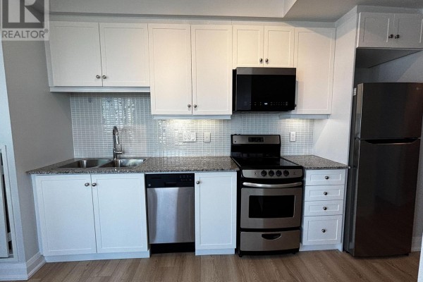 1809 - 68 Canterbury Placeway, Toronto, ON, photo 2