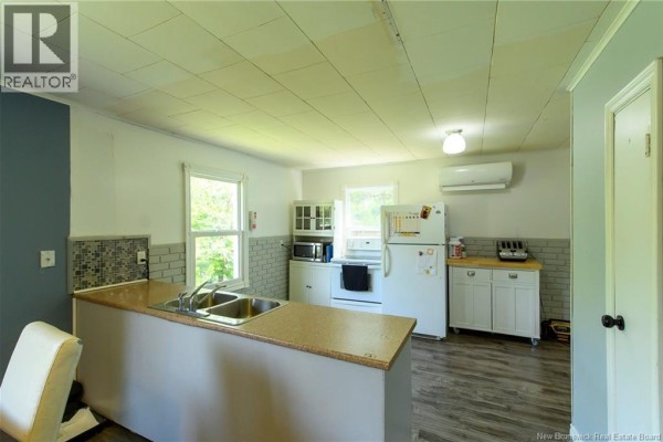 Kitchen - 181 Clark Road, Saint John, NB E2H2X2 Photo 5