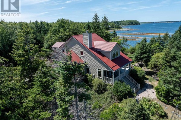 Bedroom - 181 Pine Drive, Heckmans Island, NS B0J2C0 Photo 4