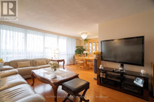 Primary Bedroom - 1810 - 11 Wincott Drive, Toronto, ON M9R2R9 Photo 5