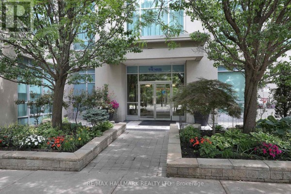 Kitchen - 1810 - 185 Legion Road N, Toronto, ON M8Y0A1 Photo 3