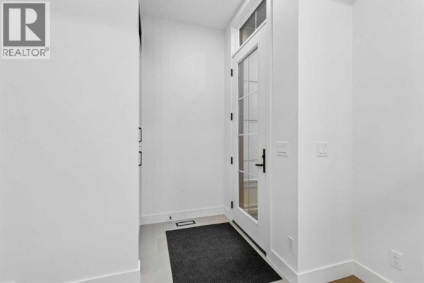 Bedroom - 1810 19 Avenue Nw, Calgary, AB T2M1B5 Photo 5