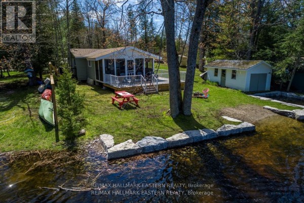 1810 Hull Road, Douro Dummer, ON, photo 2