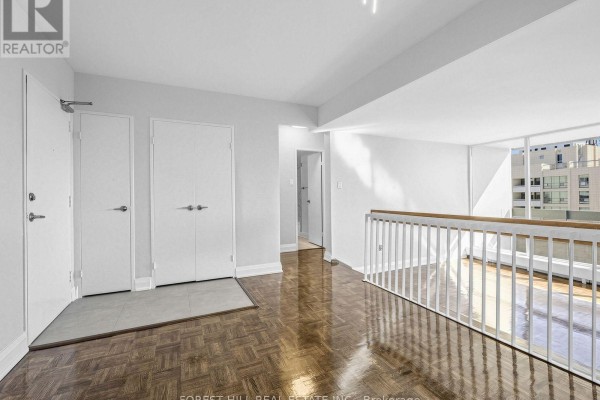 Primary Bedroom - 1811 - 377 Ridelle Avenue, Toronto, ON M6B1K2 Photo 4