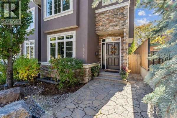 3pc Bathroom - 1811 31 Avenue Sw, Calgary, AB T2T1S8 Photo 3