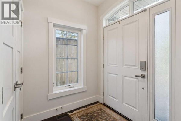 5pc Bathroom - 1811 31 Avenue Sw, Calgary, AB T2T1S8 Photo 4