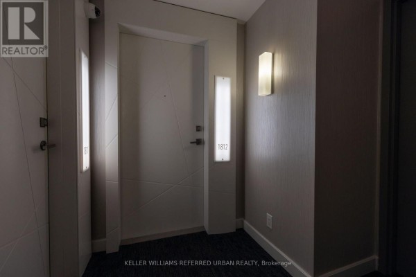 Dining room - 1812 - 14 York Street, Toronto, ON M5J0B1 Photo 2
