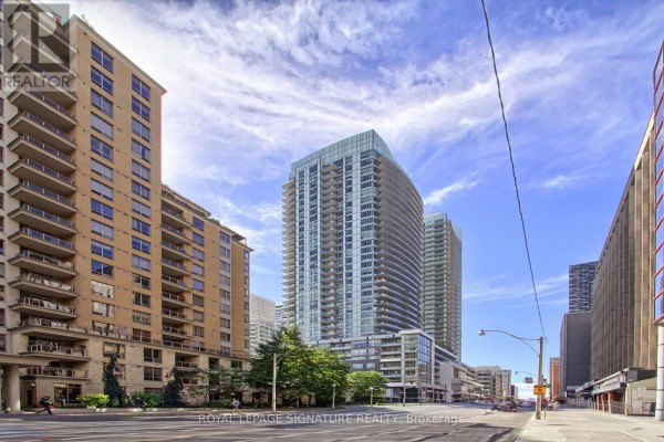 1812 - 98 Lillian Street, Toronto, ON M4S0A5 Photo 2