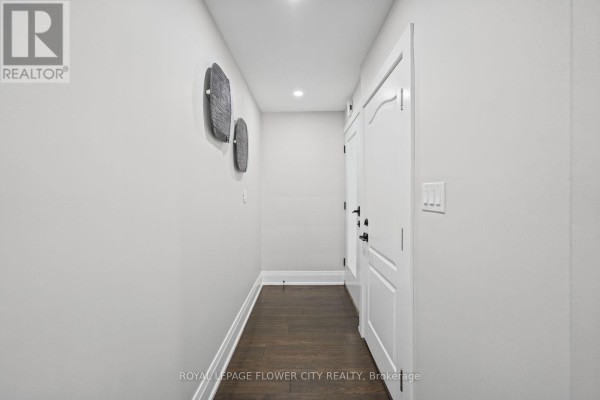 1812 Christopher Road, Mississauga, ON L5J2K8 Photo 4