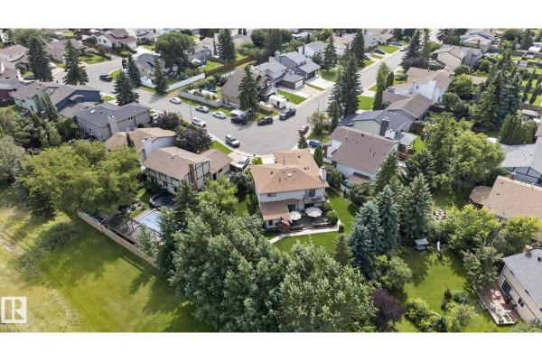 Kitchen - 18132 78 Av Nw, Edmonton, AB T5T2A7 Photo 3