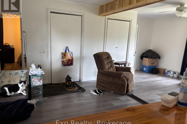 Bedroom 3 - 18153 Telephone Road, Quinte West, ON K8V5P4 Photo 5