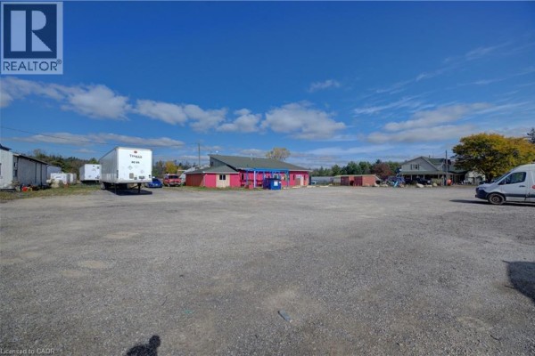 1817 Regional Rd 97 Road, Flamborough, ON L9H5E3 Photo 4