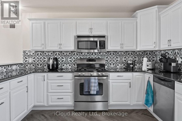18172 Erie Shore Drive, Chatham Kent, ON N0P1A0 Photo 4
