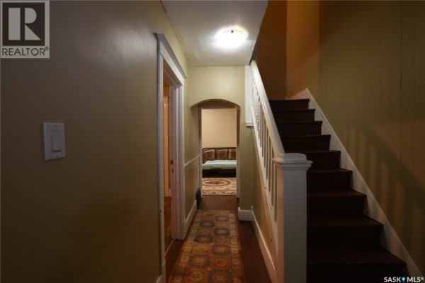 2pc Bathroom - 1818 Ottawa Street, Regina, SK S4P1P4 Photo 4