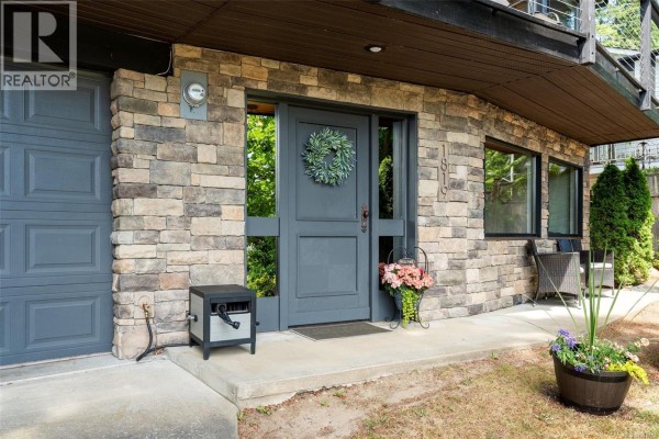 1819 Deborah Dr, Duncan, BC, photo 3