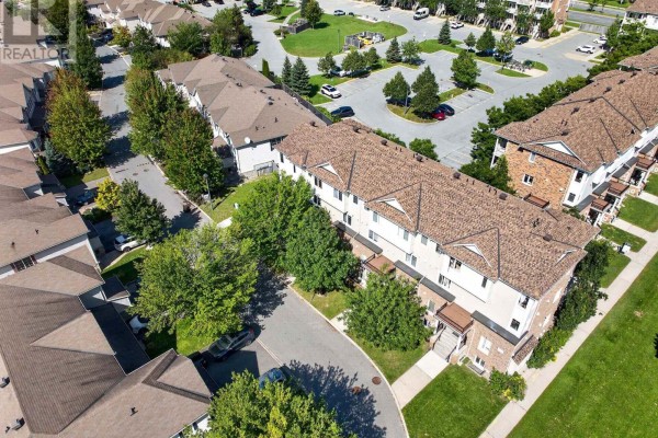 182 - 150 Urbancrest Private, Ottawa, ON, photo 2