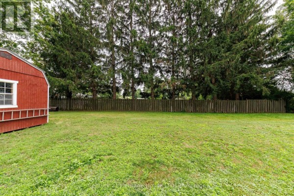Bedroom - 182 Bertie Street, Fort Erie, ON L2A1Z1 Photo 4