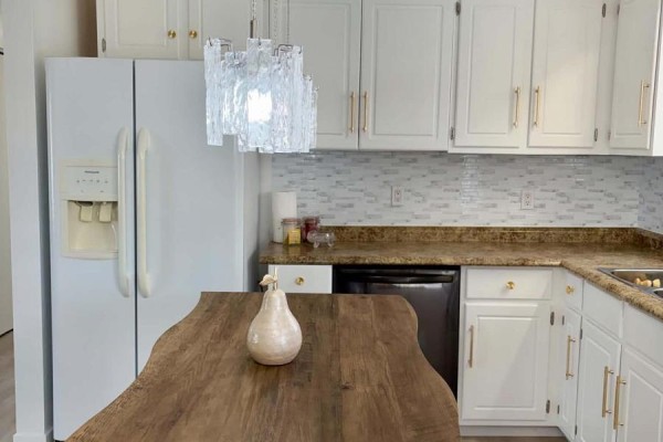 182 Elizabeth Street, Southwest Middlesex, ON N0L1M0 Photo 5