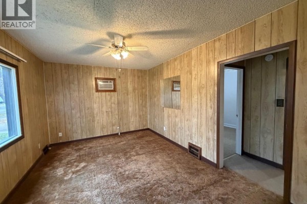 Bedroom - 182 Fourth Avenue N, Yorkton, SK S3N1A8 Photo 3